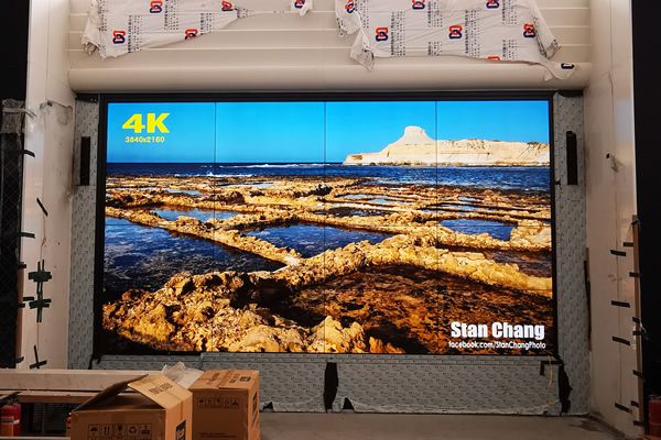 展館展廳場(chǎng)合的顯示大屏使用LED屏好，還是拼接屏好？
