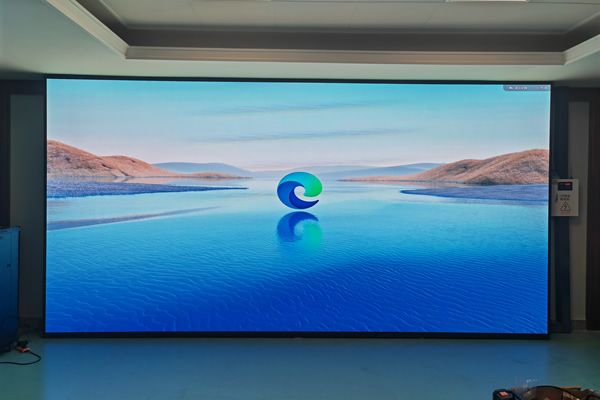 LED顯示屏出現(xiàn)黑屏、花屏、閃屏的主要原因與解決方法