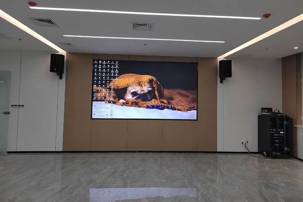 會議室適合使用LED顯示屏嗎，有哪些應(yīng)用優(yōu)勢？