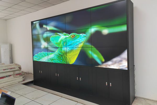 拼接屏是怎么做到4K、6K、8K…顯示的？大分辨顯示解決方案