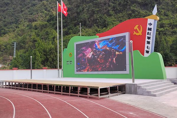 10米寬的舞臺(tái)背景墻要做多大的LED顯示屏合適？